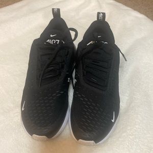 Nike Air Max 270